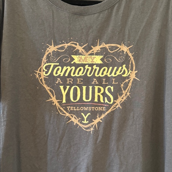 Torrid Yellowstone Black T-Shirt - Picture 3 of 4